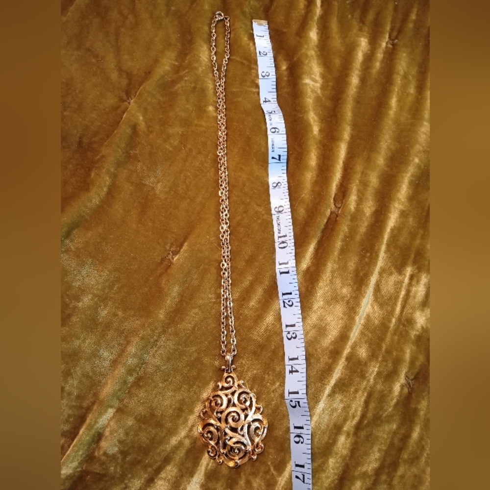 Vintage 1970s Trifari Necklace